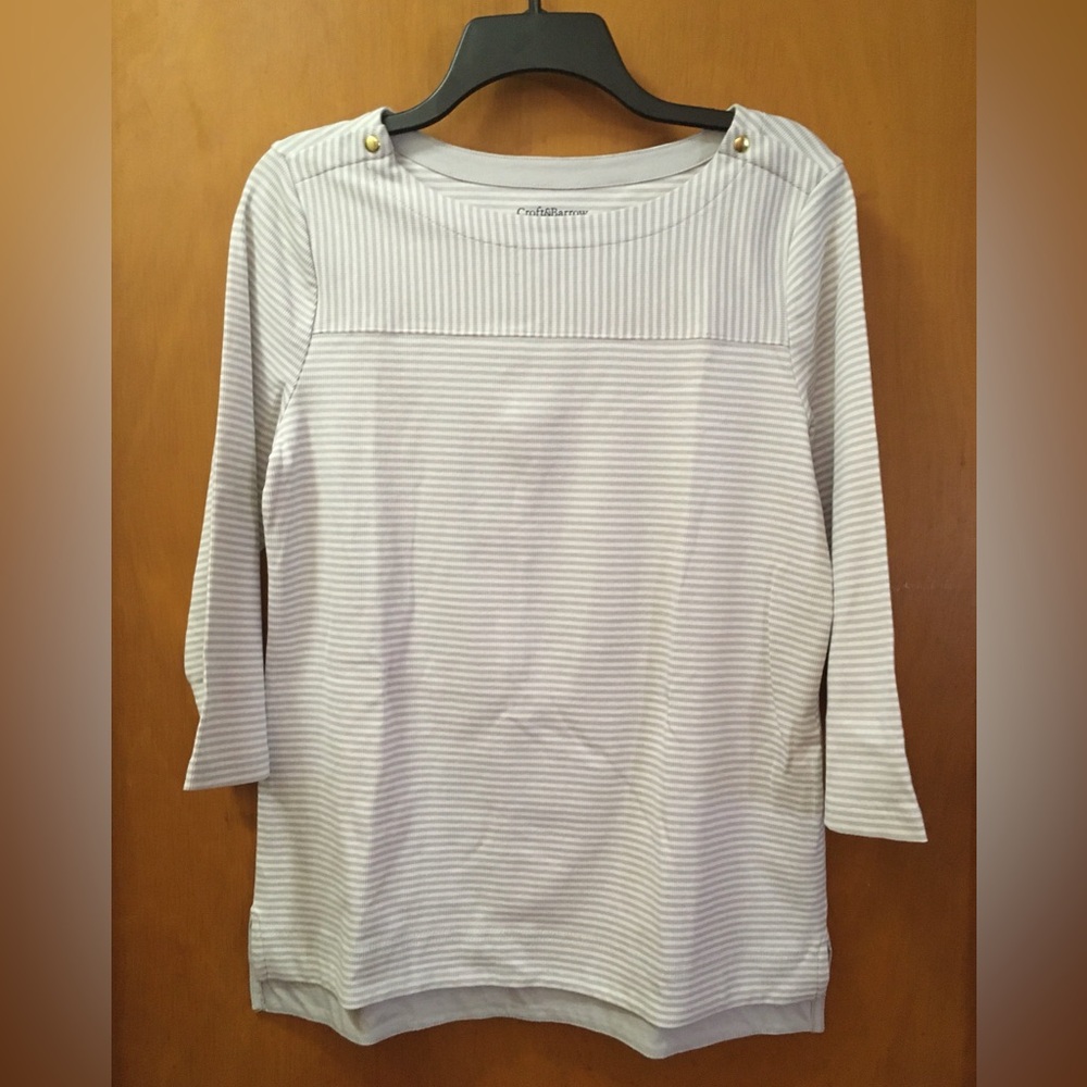 Striped Women's 3/4 length sleeved top in Gray and White